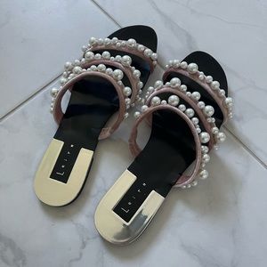 Leith Strappy Slide Pearl Sandals